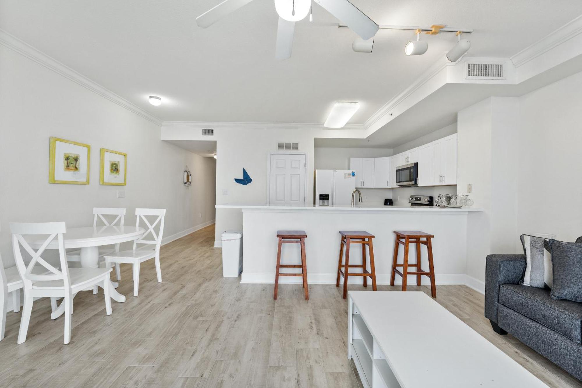Tidewater Beach Resort By Panhandle Getaways Panama City Beach Room photo