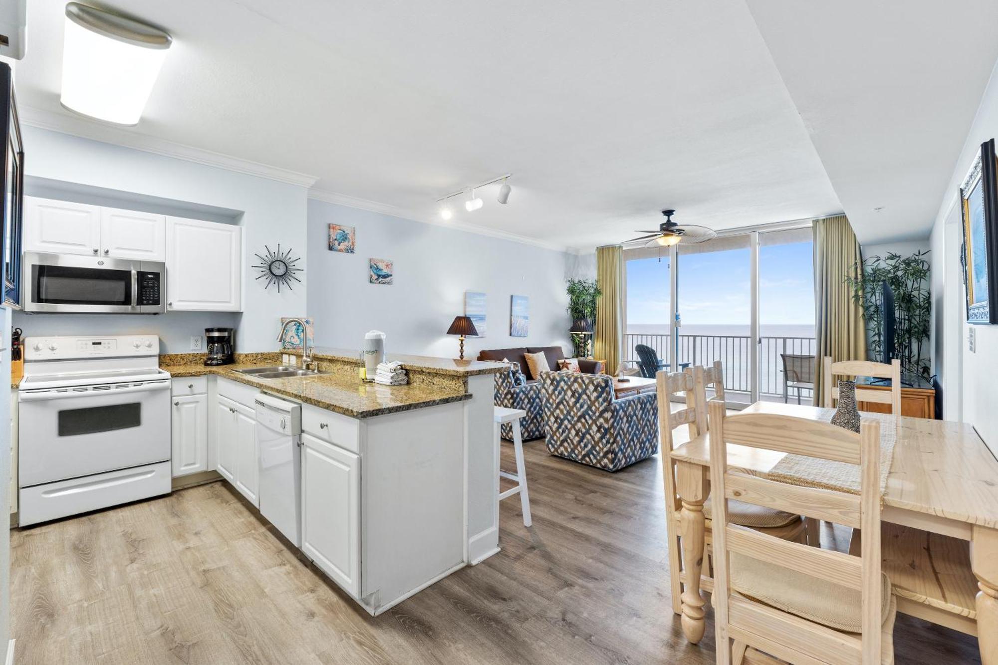 Tidewater Beach Resort By Panhandle Getaways Panama City Beach Room photo
