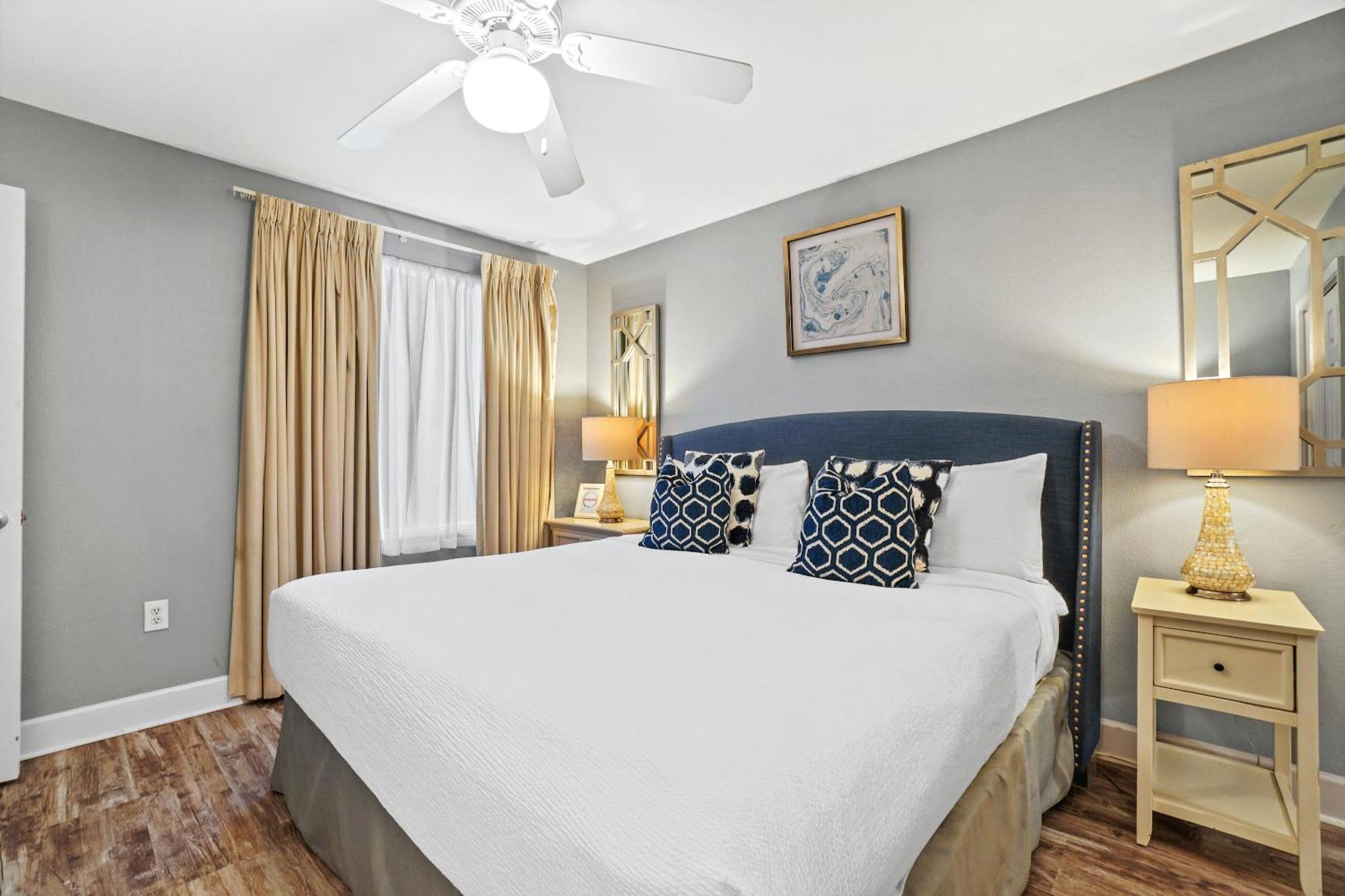 Tidewater Beach Resort By Panhandle Getaways Panama City Beach Room photo
