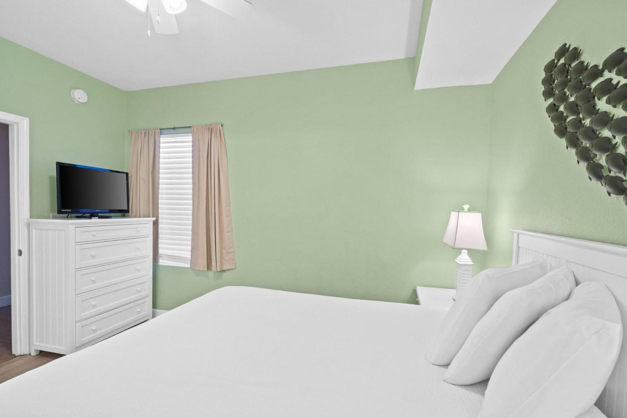 Tidewater Beach Resort By Panhandle Getaways Panama City Beach Room photo